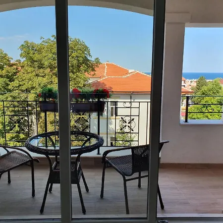 Apartmán Summer Janet Obzor