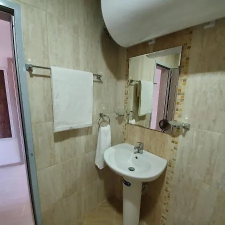 Summer Janet * Obzor