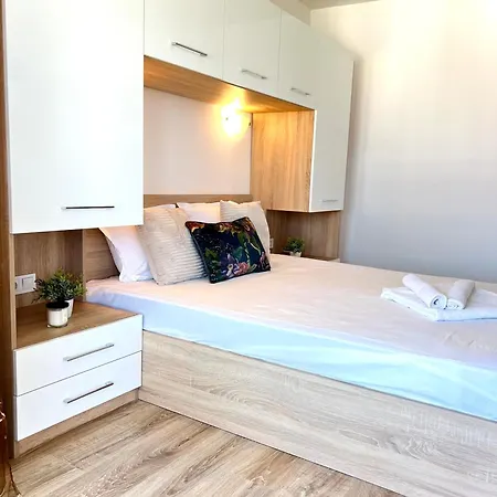 Summer Janet Appartement *